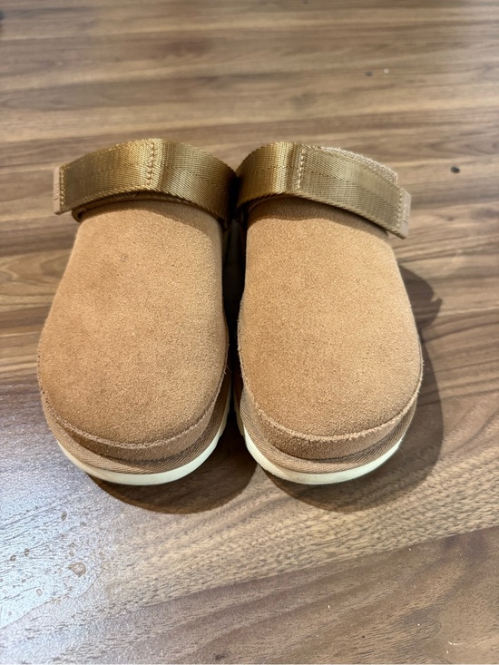 UGG Shoes - UGG Kids Chestnut Suede Slip-On Clogs with Strap